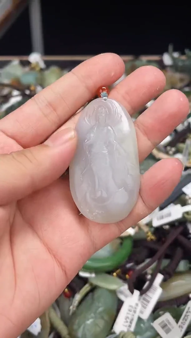 颈饰未镶嵌和田玉1