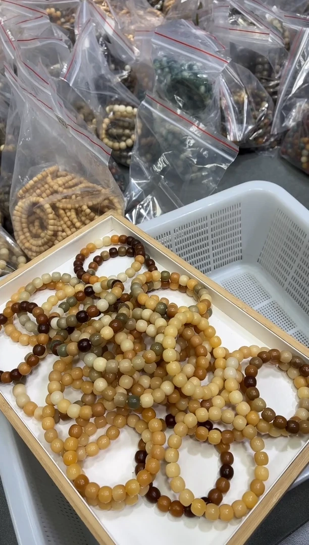 【闪购商品】菩提根/象牙果手串12干磨瑕疵不挑（210）