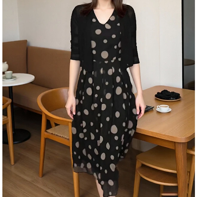 00时尚减龄简约洋气波点套装女夏季新款防晒外披高腰显瘦背心裙