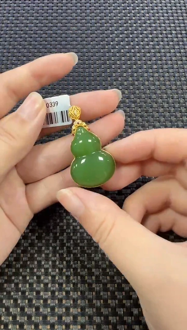 和田玉18K金镶嵌颈饰（多样性发一件）0339