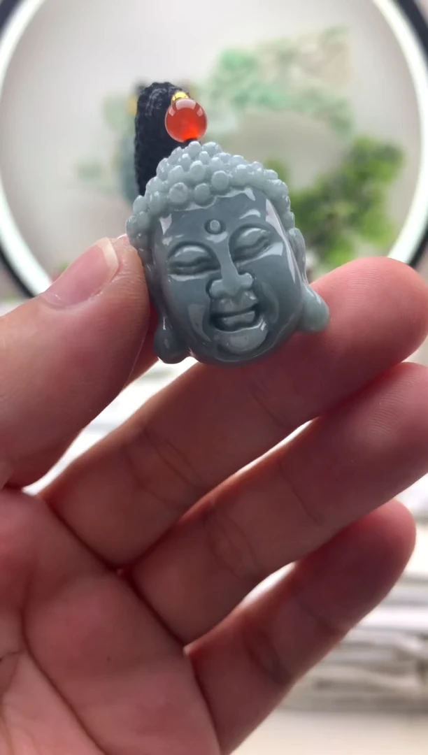颈饰未镶嵌翡翠佛头