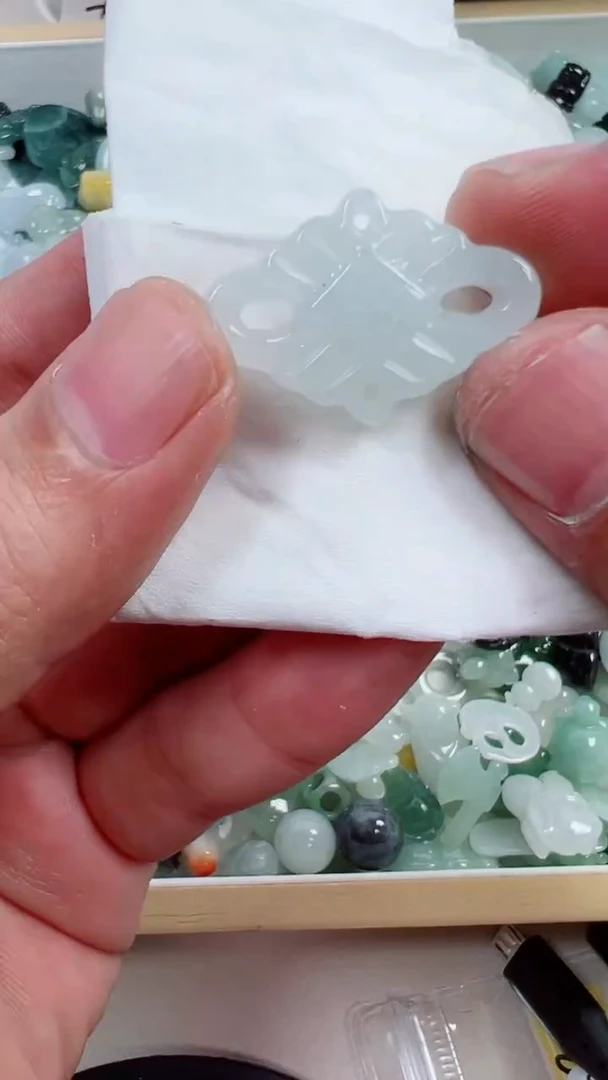 散珠翡翠504号，A货翡翠