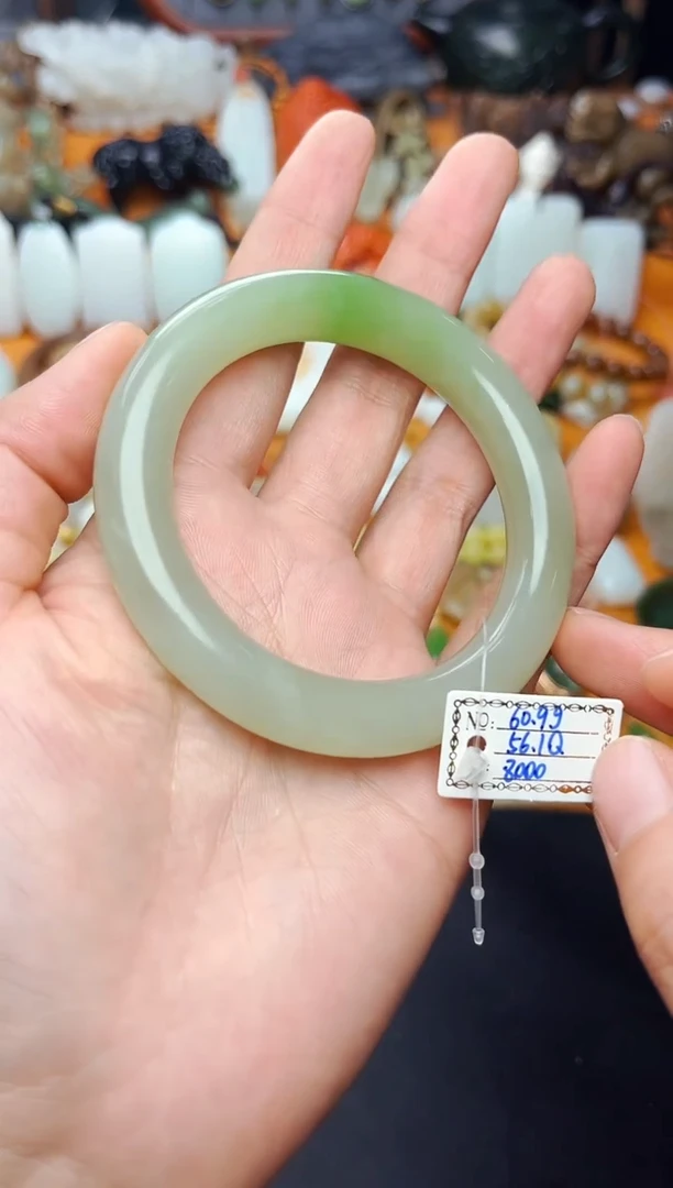 【闪购商品】和田玉手镯未镶嵌56.1圈口