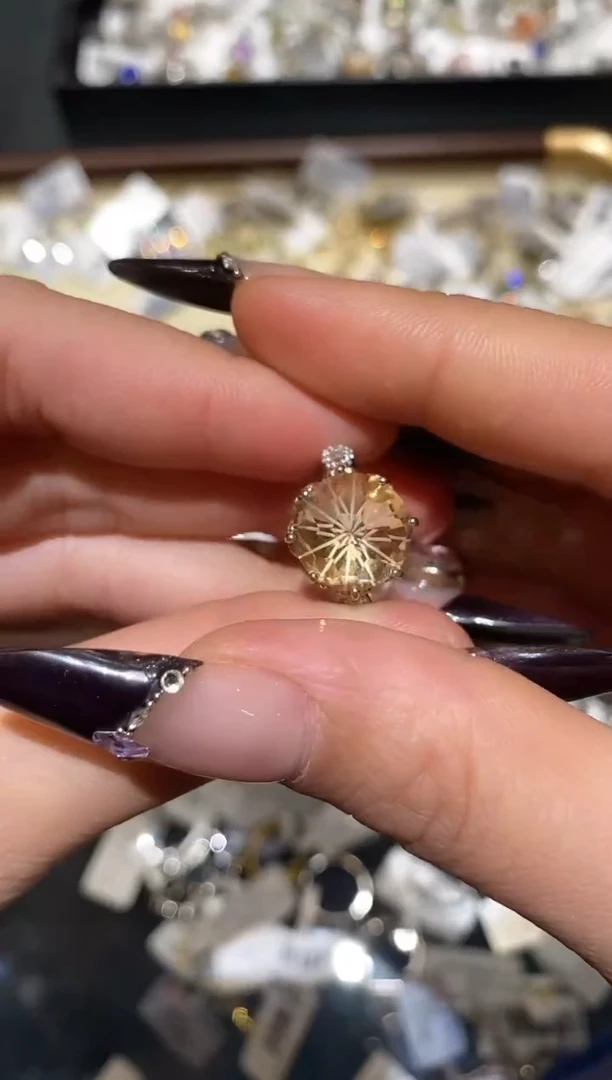 银S925镶嵌戒指黄晶楚楚珠宝中古甄选不退换