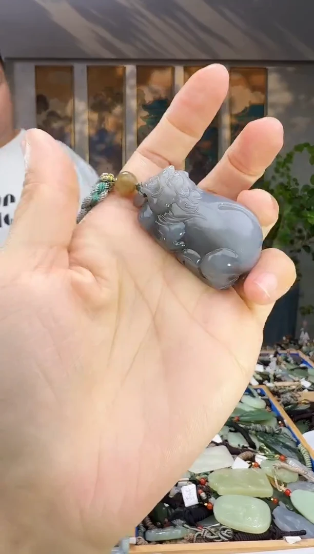 未镶嵌和田玉挂件拍一发一
