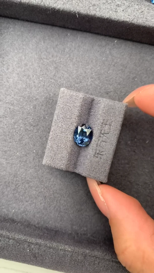 裸石尖晶石2ct蓝尖晶 FH 定制