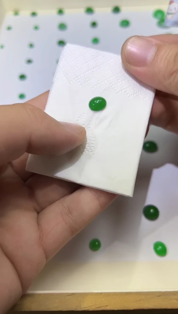 裸石翡翠天然缅甸A货翡翠一件