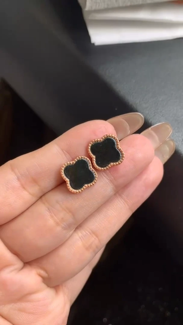【闪购商品】翡翠耳饰银S925镶嵌翡翠