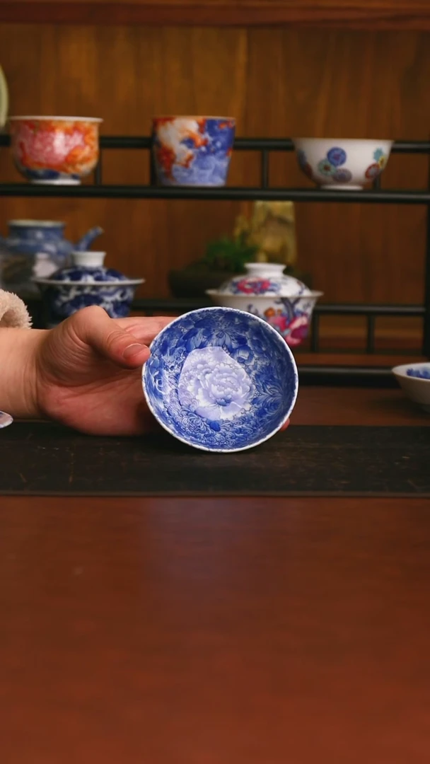 景德镇手工手绘的32