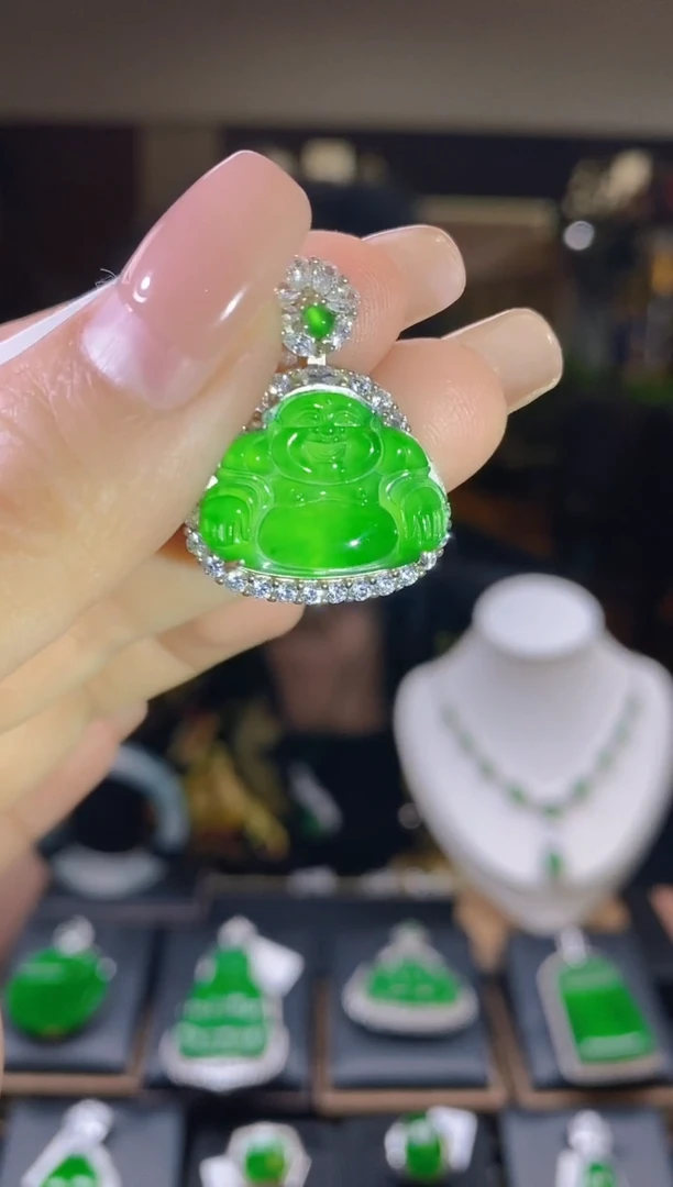 【闪购商品】翡翠吊坠(不含链)未镶嵌翡翠吊坠