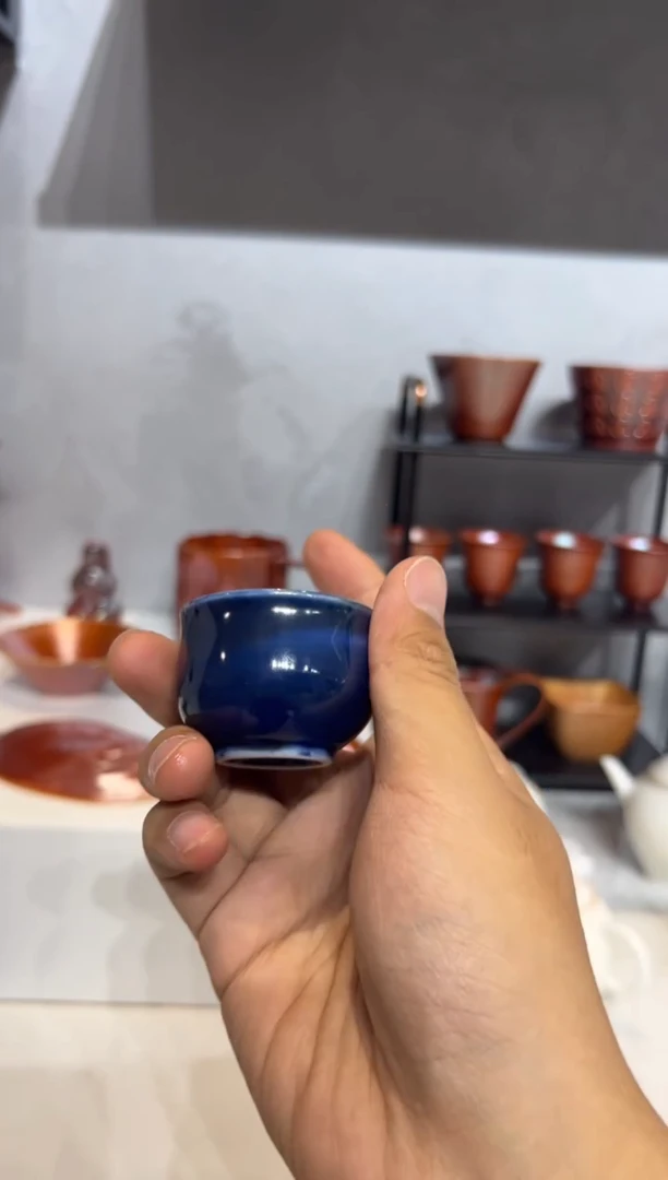 9柴房陶瓷柴烧一口杯，因柴烧特性，每只都略有不同~