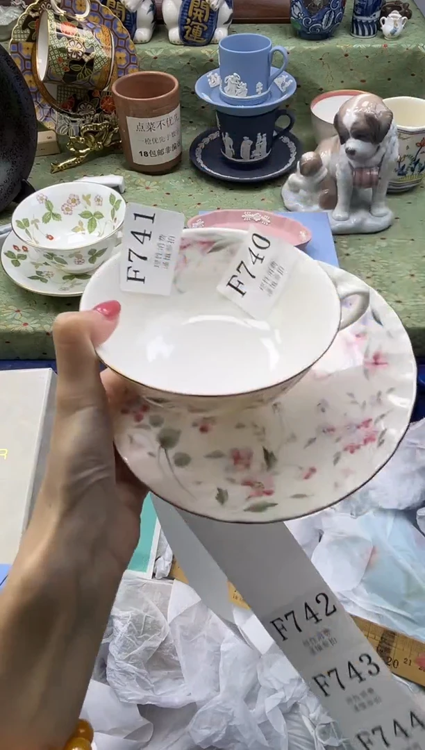 瓷片李*朵       F741