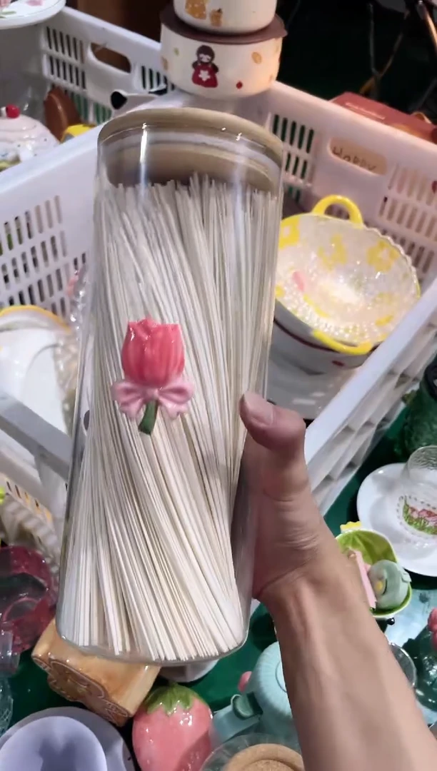 瓷片大面条罐 福利款，质量好，数量不多，拼手速