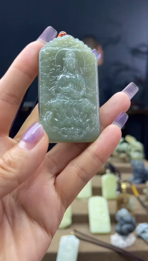 颈饰未镶嵌和田玉1