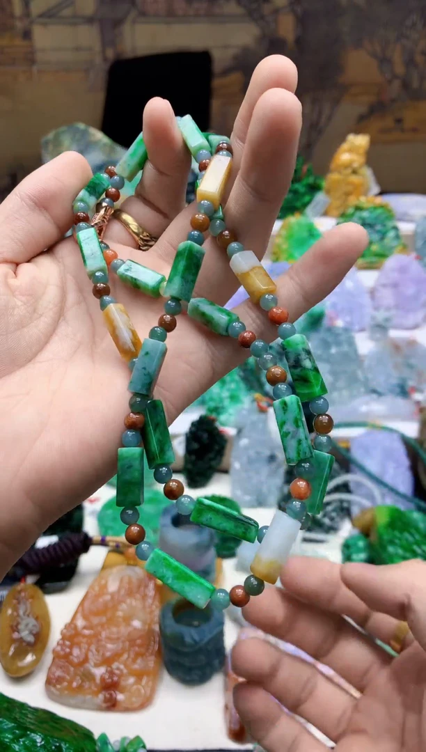颈饰未镶嵌翡翠天然A货翡翠