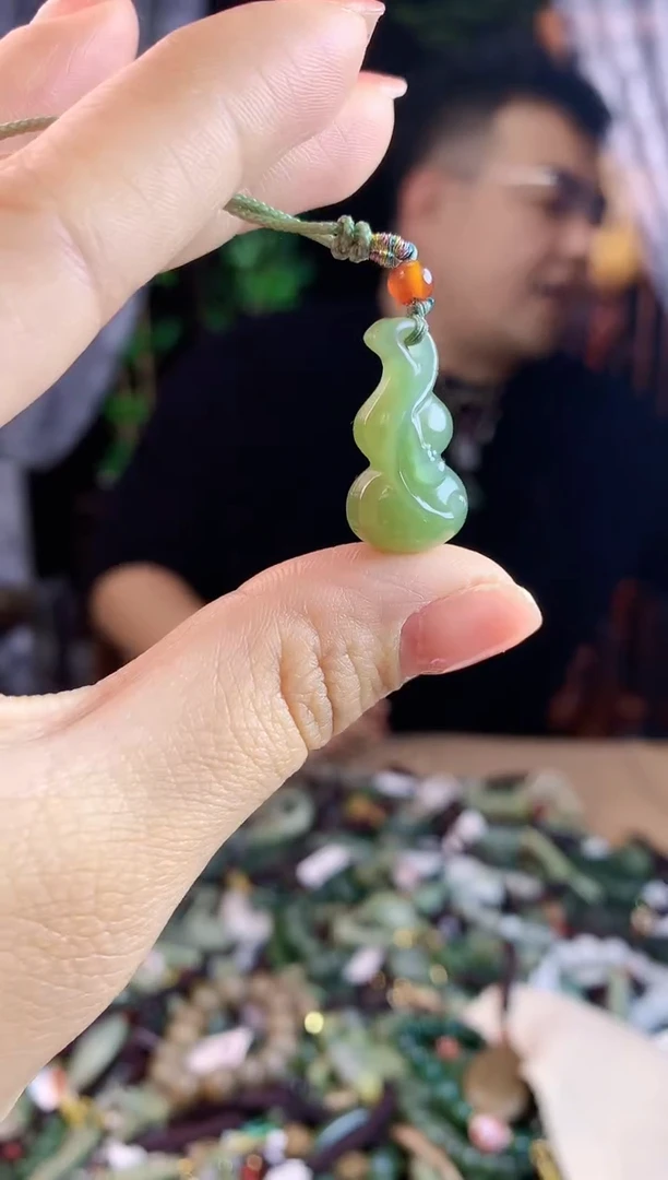 【闪购商品】和田玉挂件未镶嵌多样性发货拍一发一