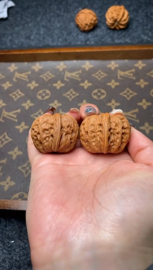 把件文玩核桃b68号38尺元宝色差