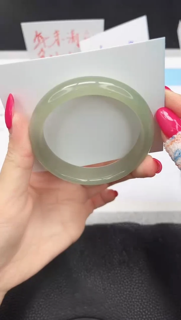 未镶嵌手镯石英质玉124-54.5