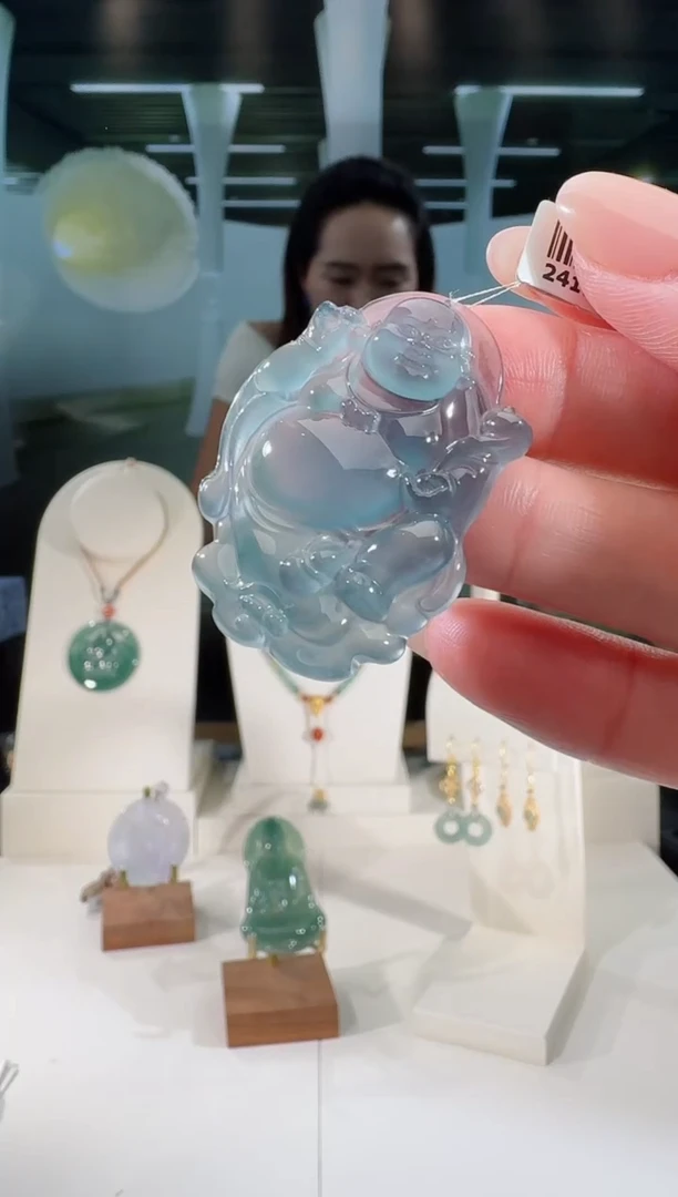 翡翠未镶嵌吊坠(不含链)佛公多样性发一