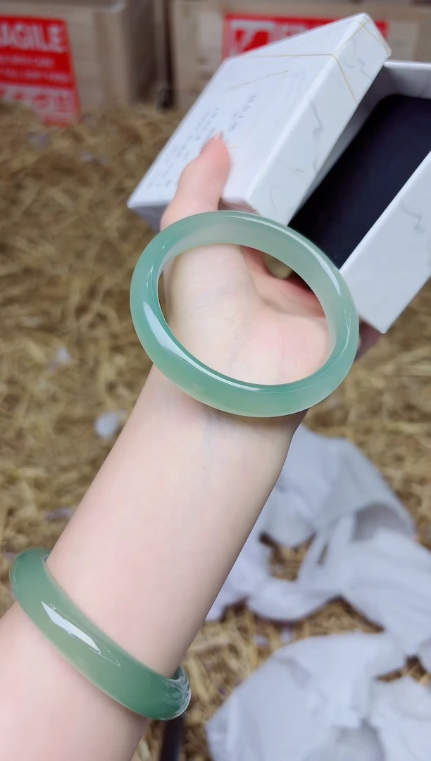 未镶嵌手镯石英质玉2156--东陵玉--圈口55