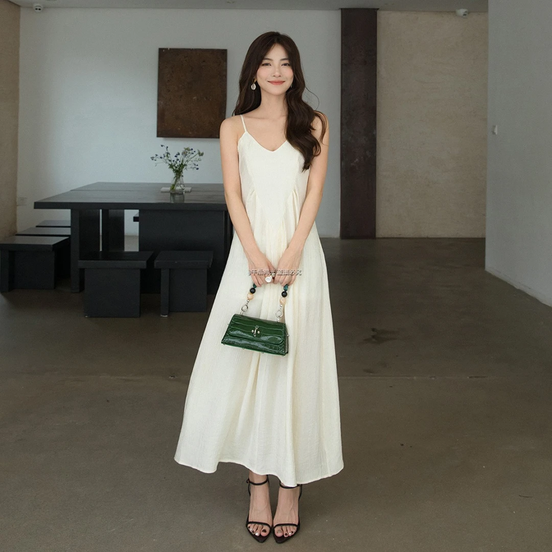 大码法式吊带连衣裙西装两件套2025胖mm轻奢感海边度宽松西服套装