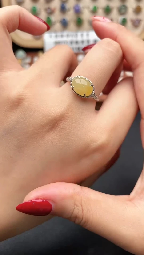 银S925镶嵌戒指翡翠一物一证一礼盒