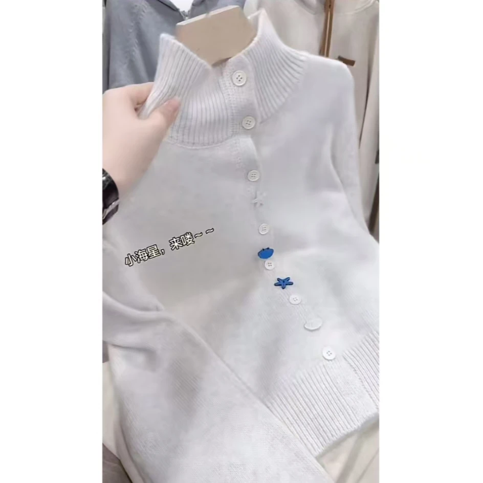 秋冬新款减龄韩系独特设计感毛衣大码女显瘦洋气宽松立领针织开衫