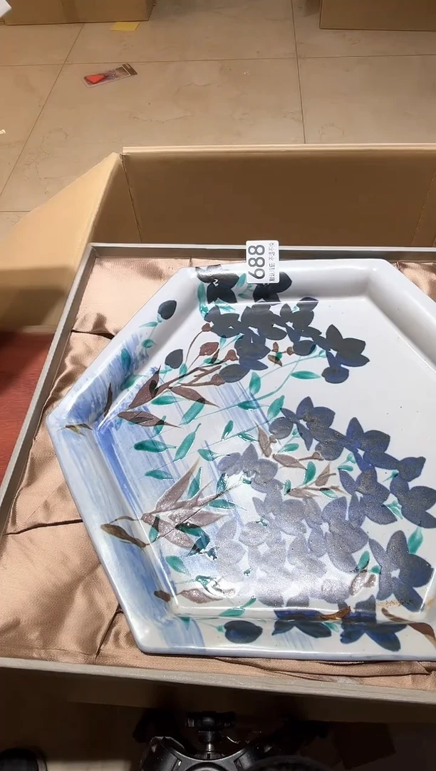 其他皮*姐中古瓷器瑕疵品688