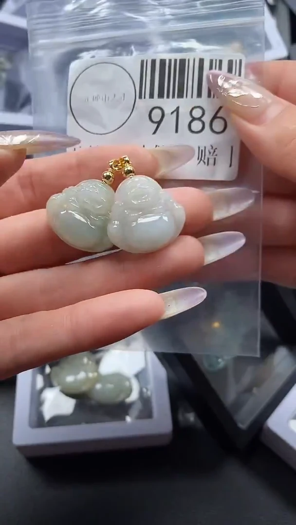 吊坠(不含链)未镶嵌翡翠9186