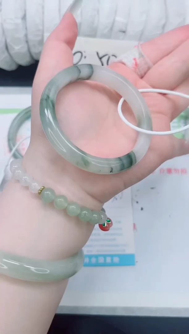 石英质玉手镯未镶嵌b175-56.3