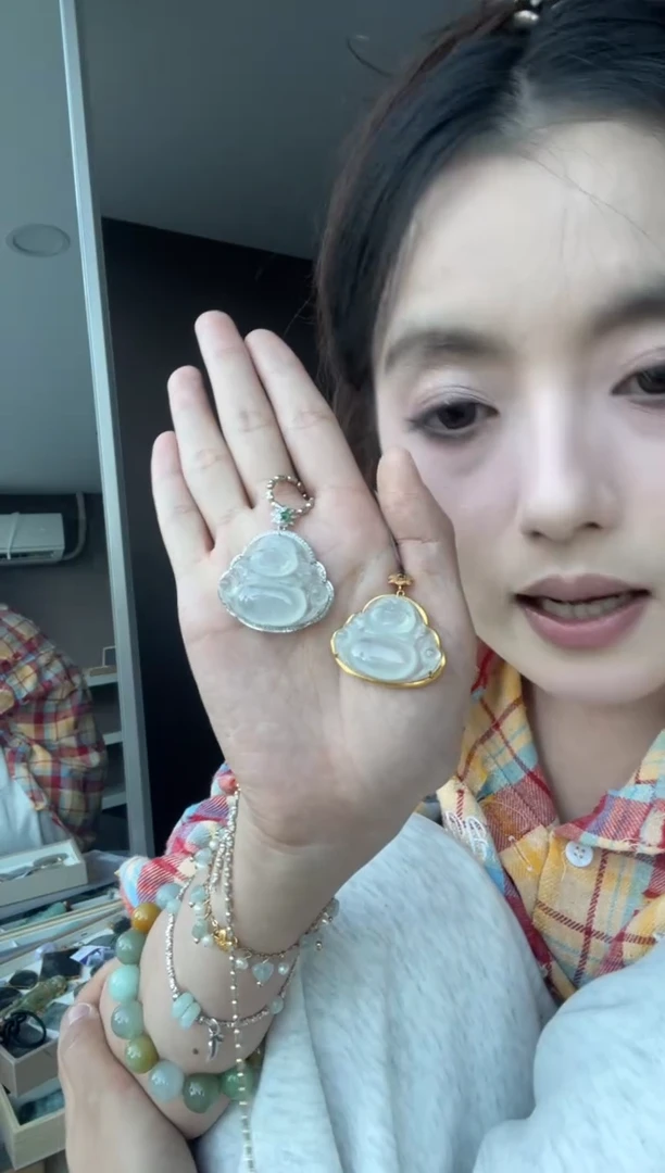 吊坠(不含链)18K金镶嵌翡翠摆**鱼天然缅甸A货翡翠多样性发其一