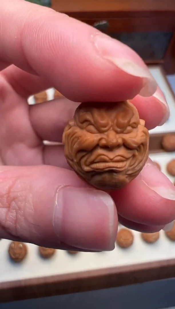 吊坠猴头核桃刀疤坏笑 手修