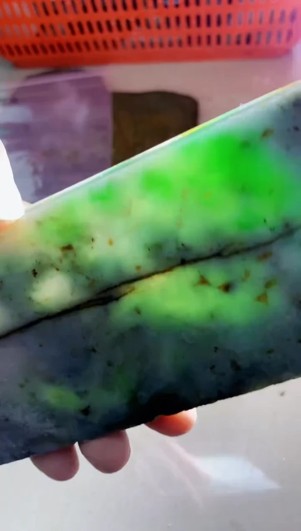 【闪购商品】翡翠颈饰未镶嵌124天然翡翠