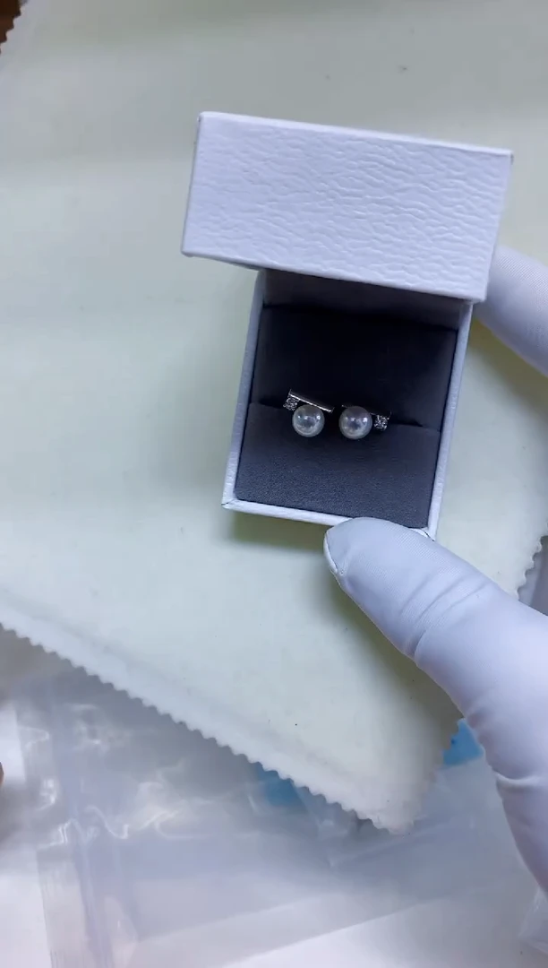 银S925镶嵌海水珍珠饰品银色平衡木耳钉