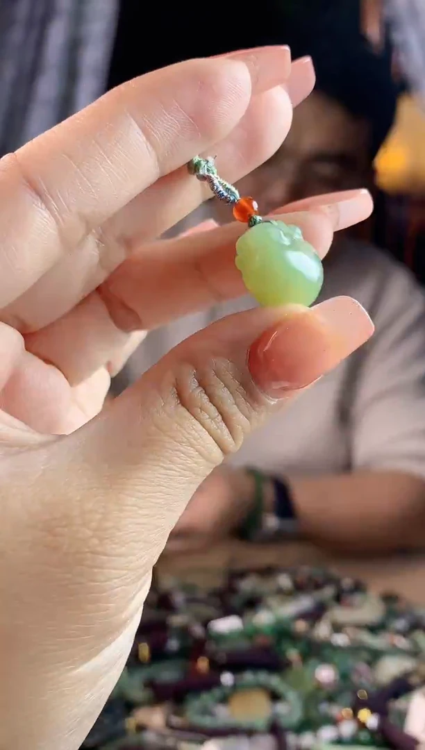 【闪购商品】和田玉挂件未镶嵌多样性发货拍一发一