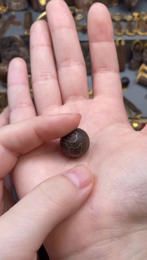 沉香吊坠沉香吊坠79