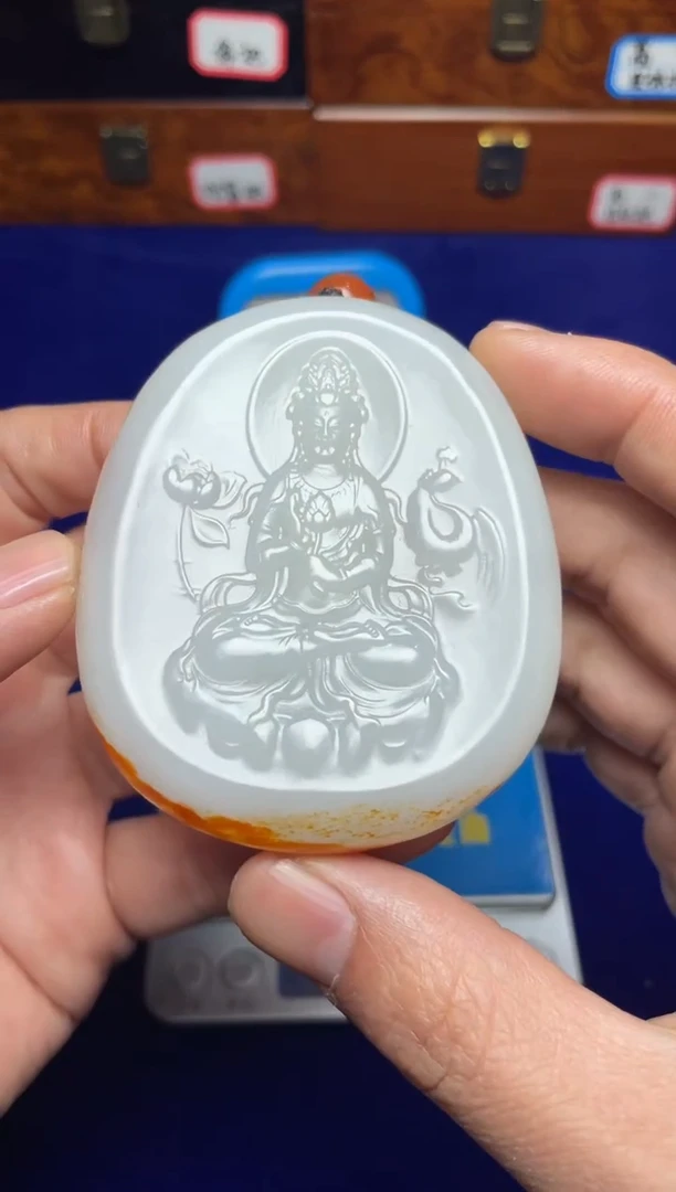 未镶嵌和田玉挂件追*者和田玉