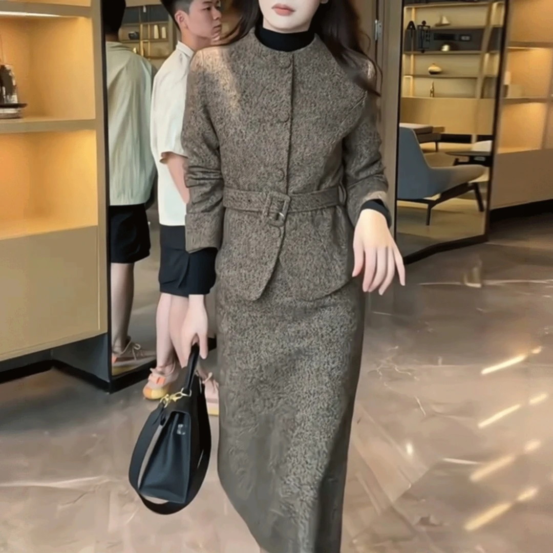 贵气感御姐穿搭套装女冬季复古老钱风高级感毛呢外套半身裙两件套