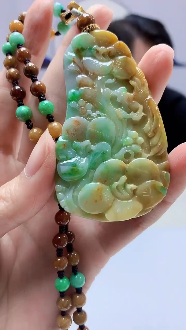 【闪购商品】定制翡翠未镶嵌5060zm-毛货赠珠链挂件194