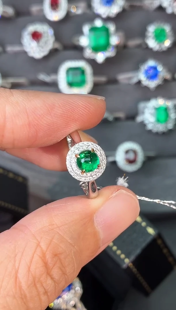 18K金镶嵌戒指祖母绿【闪购】0.63ct/七天鉴赏