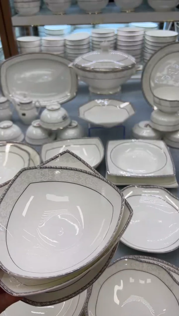 骨瓷玲珑7.5贵龙7花7方6三角各两个