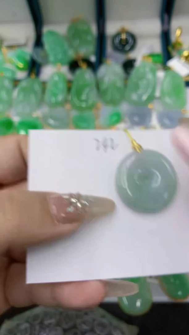 颈饰未镶嵌翡翠11111