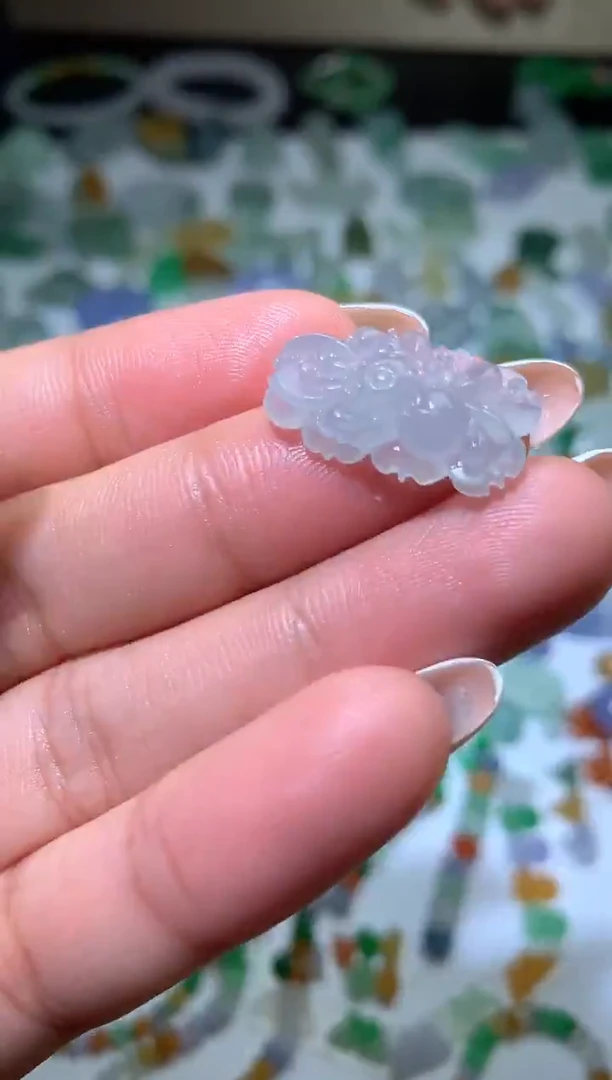 未镶嵌定制翡翠毛货