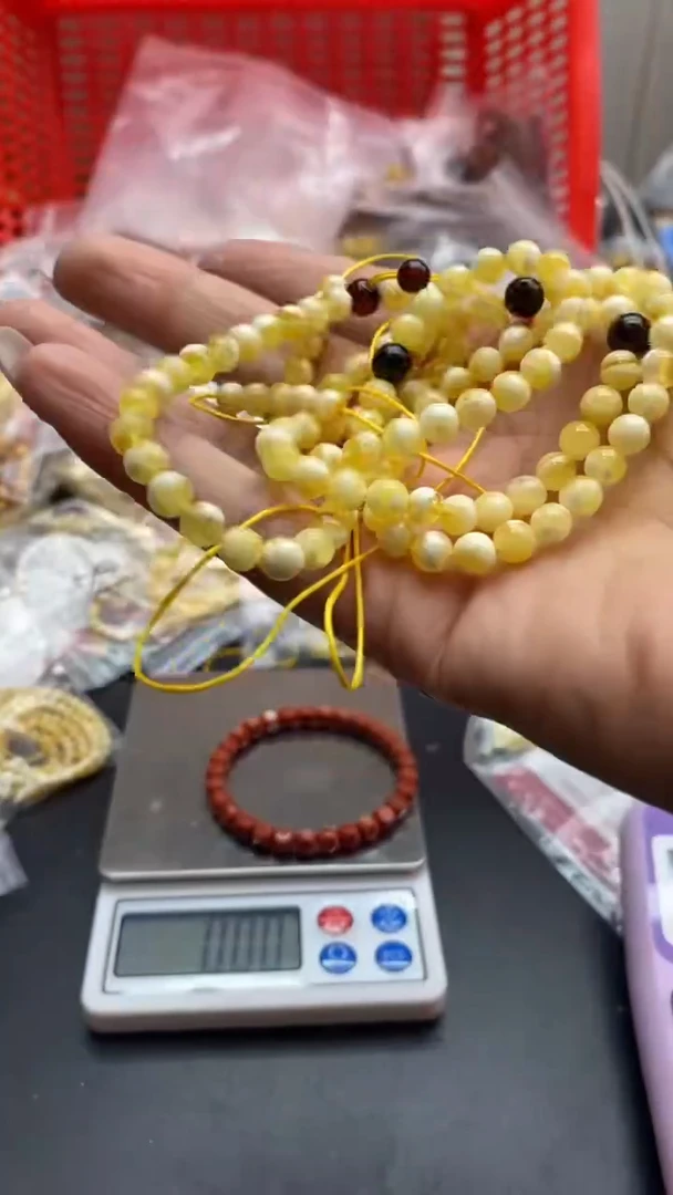 琥珀未镶嵌珠宝奇石2461