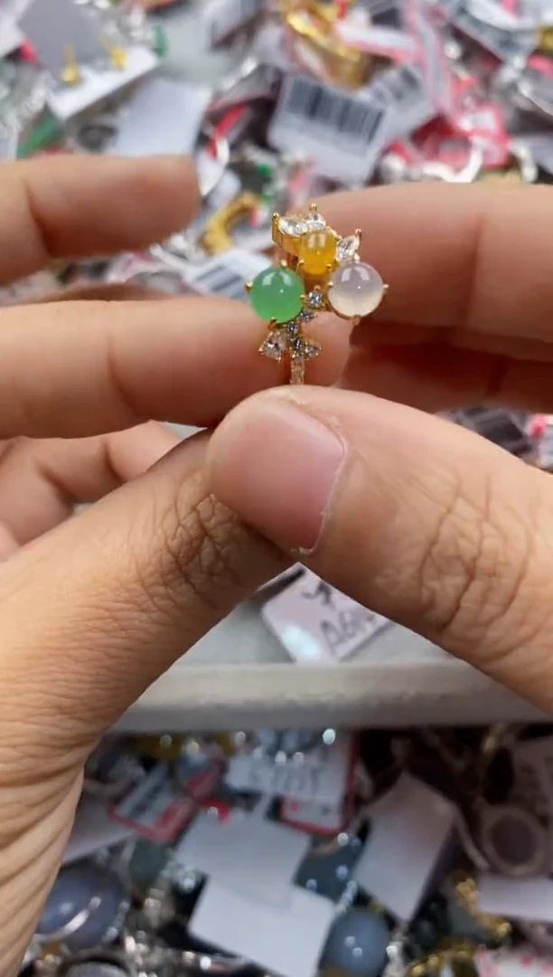 银S925镶嵌戒指翡翠333            6