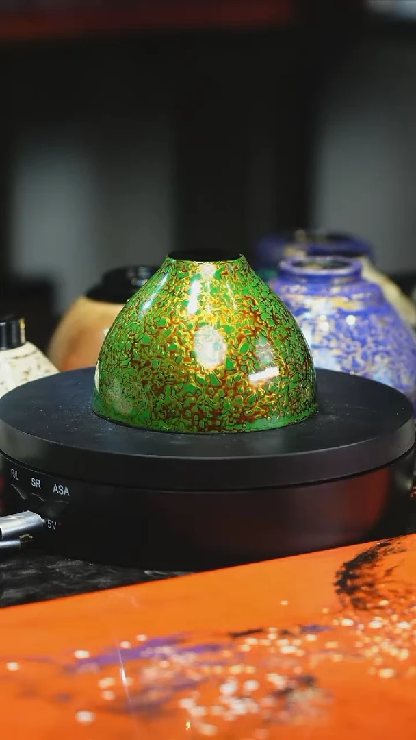 大漆工艺绿金鸡心杯