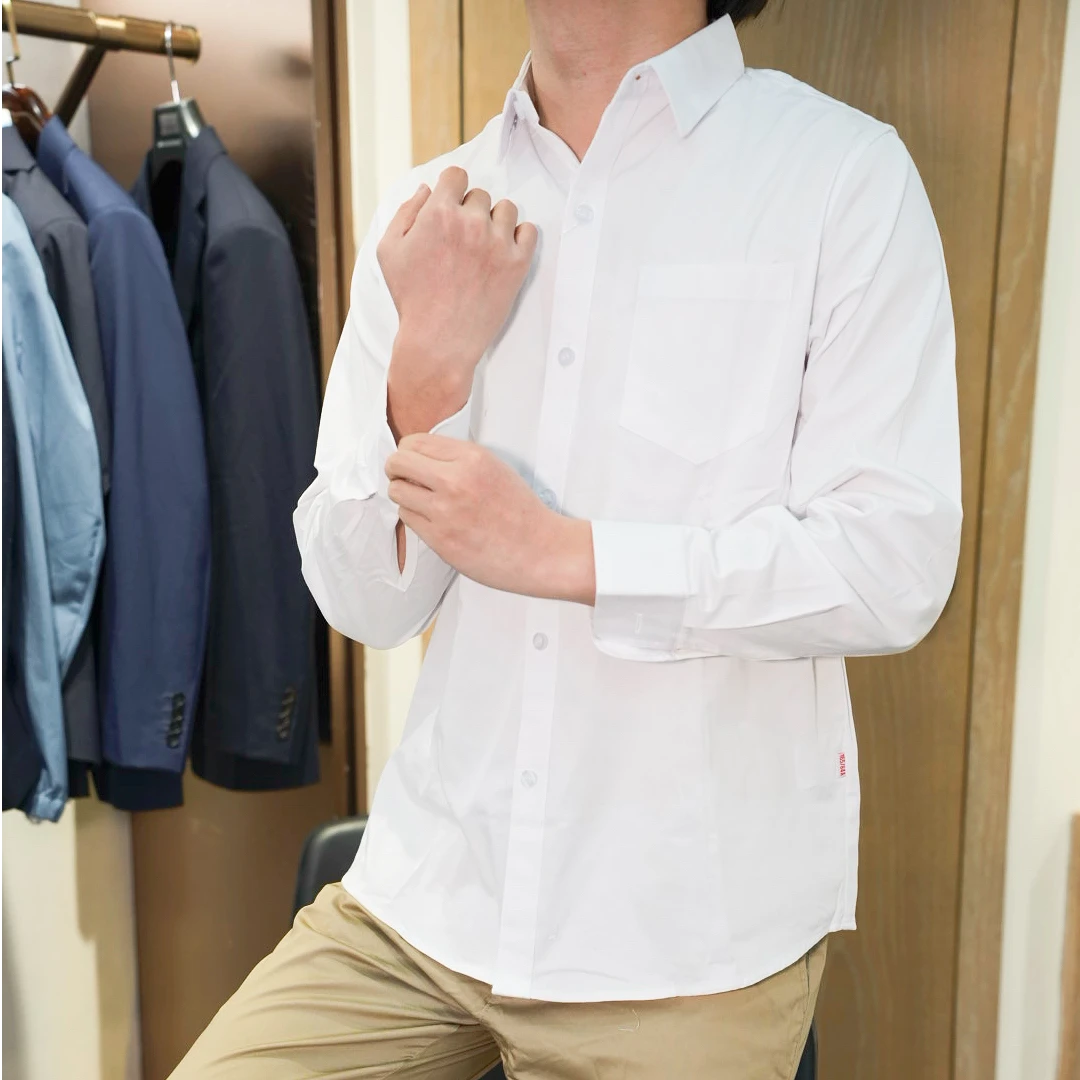 江苏中学男女衬衫修身型长袖纽扣长袖衬衫正装白色上衣时尚白衬衫