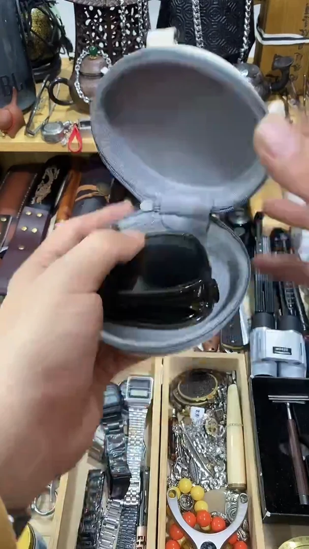 瓷片闪购商品  如图所示