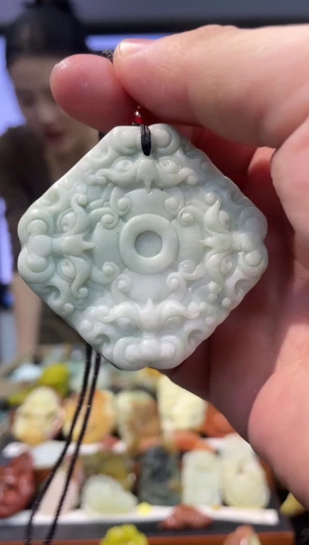 【闪购商品】岫玉吊坠未镶嵌·