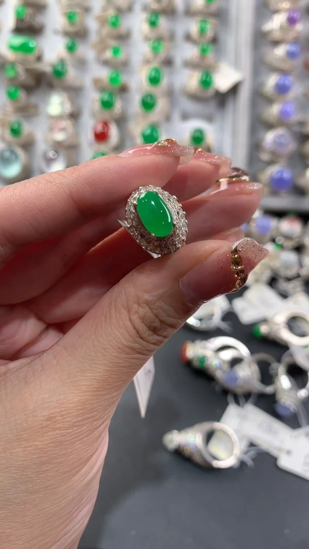 定制翡翠未镶嵌天然缅甸A货翡翠  福利款5.10